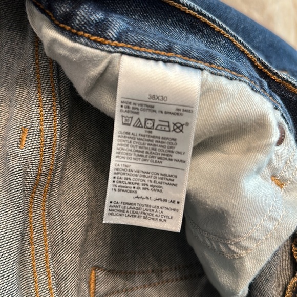 Old Navy Jeans - Picture 4 of 4